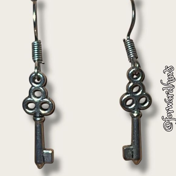 Bundle Sale 3 for $15 | Old Fashioned Style Silver-Tone Key Dangle Earrings - Picture 3 of 8